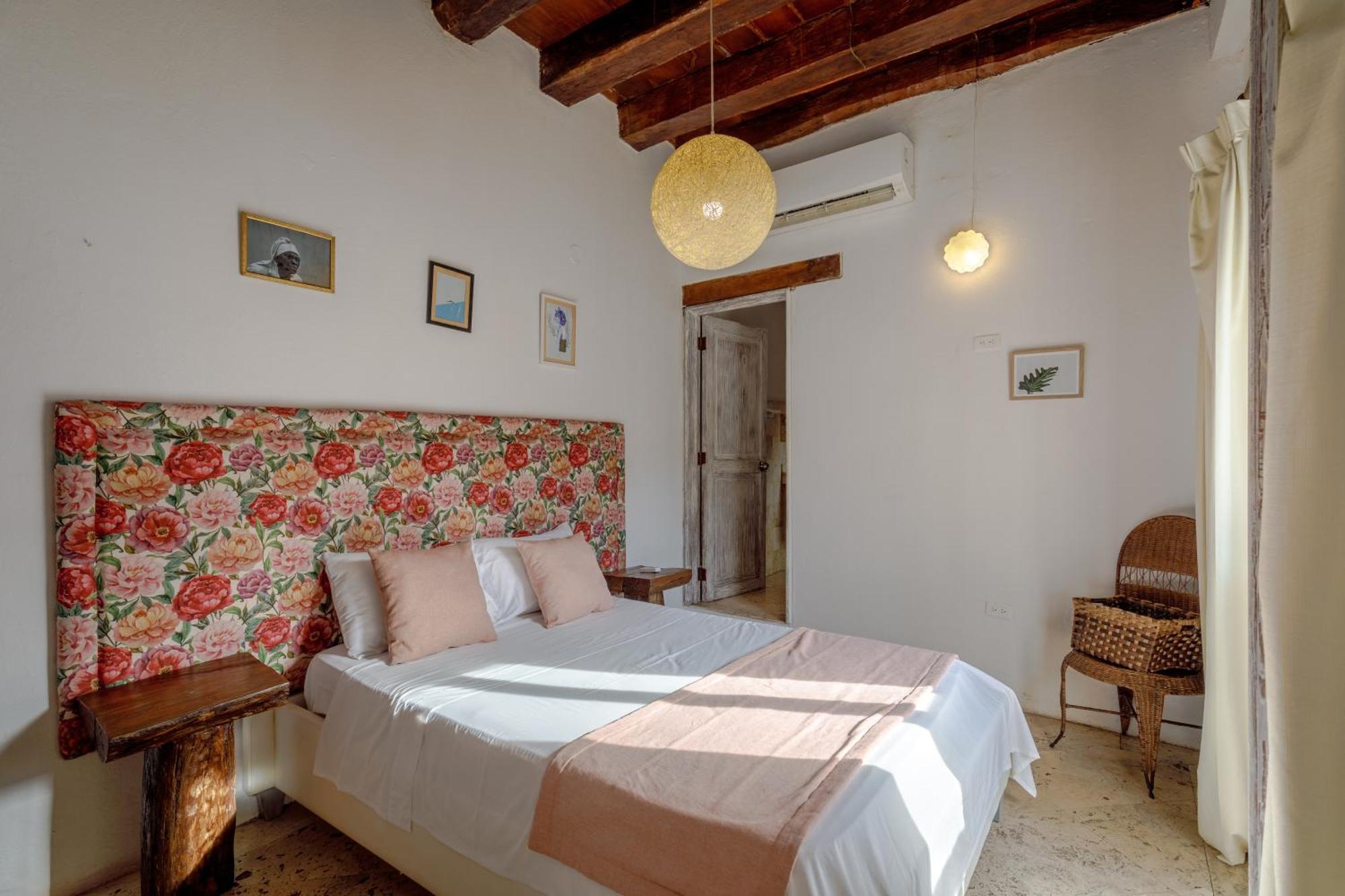 Bolola Hotel Картахена Экстерьер фото