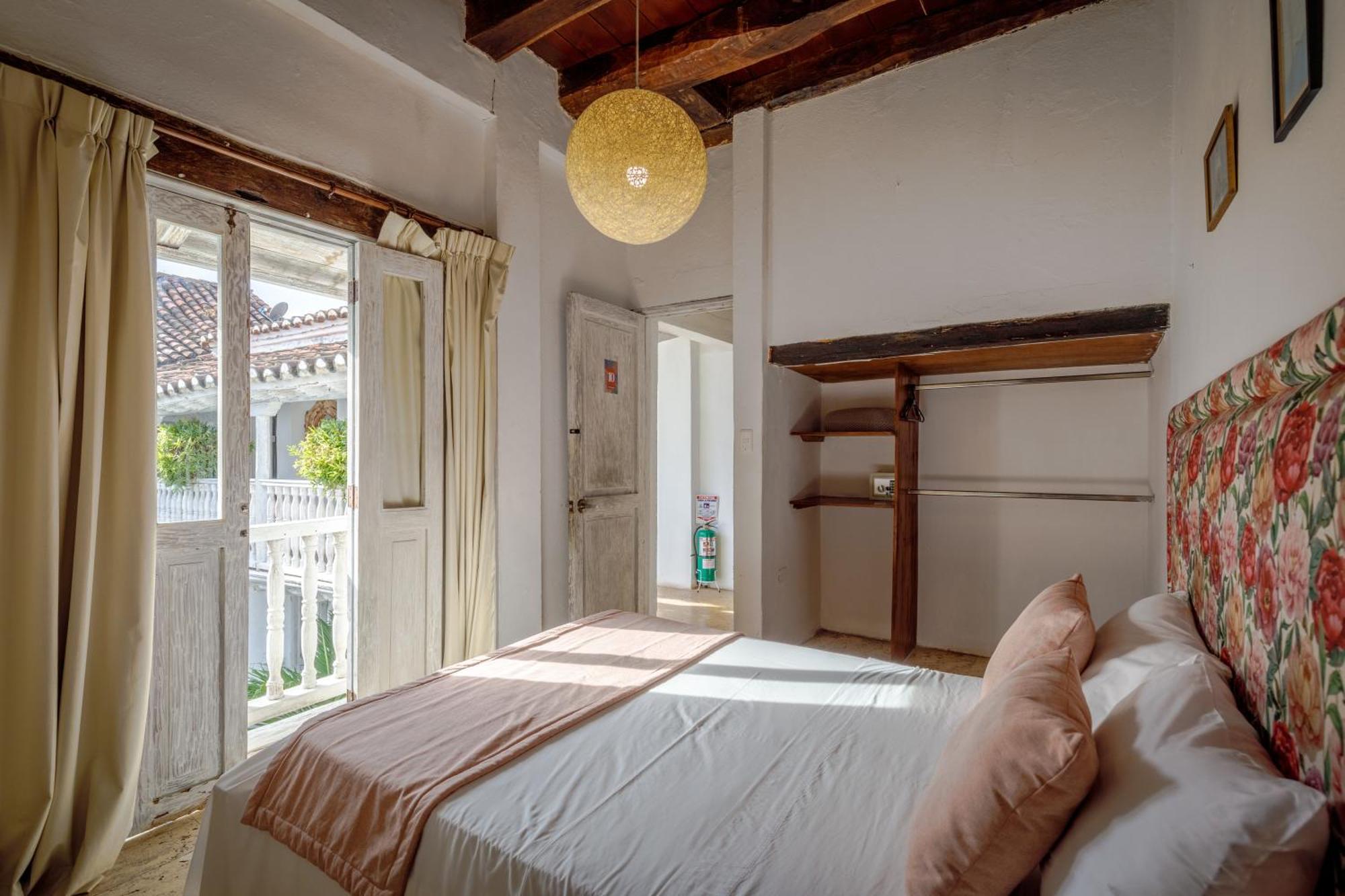 Bolola Hotel Картахена Экстерьер фото